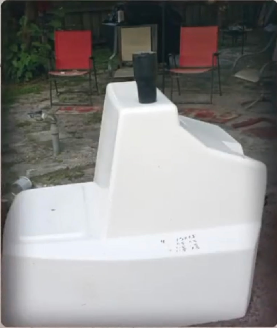 Custom fiberglass center console mold