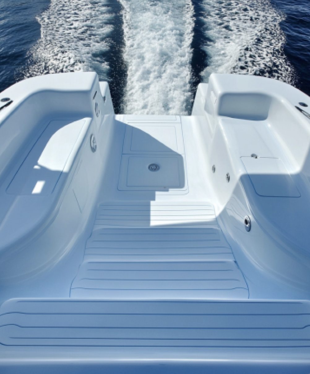 Non-skid deck coating finished on a boat deck